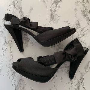 American Eagle heels